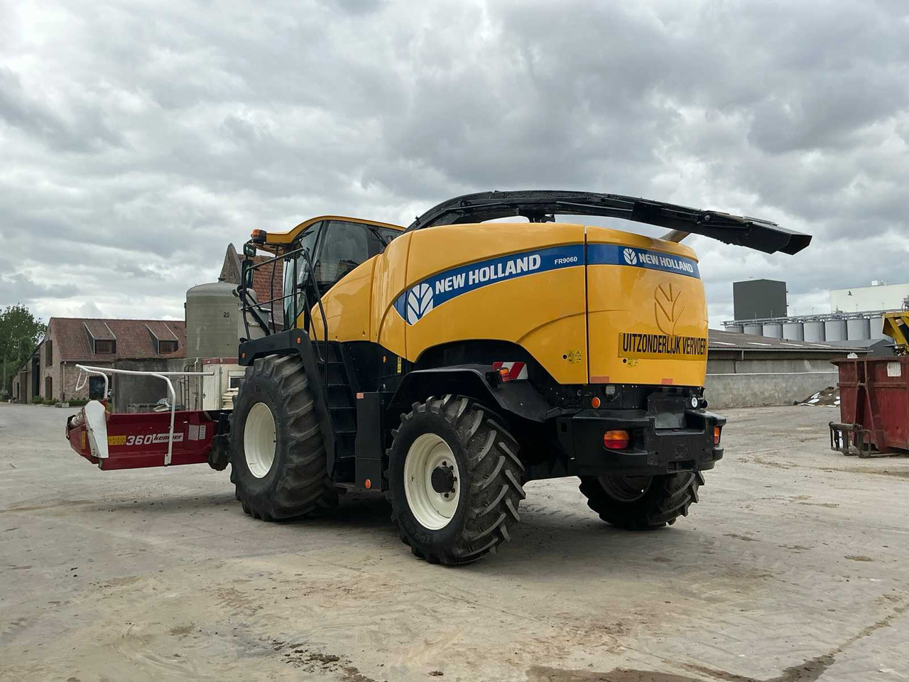 New Holland FR9060 - Silaj makinesi: fotoğraf 3 New Holland FR9060 - Silaj makinesi: fotoğraf 3
