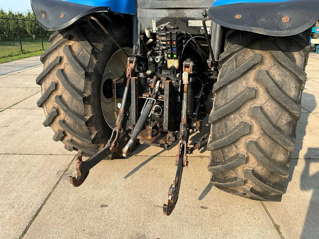Traktör New Holland T6030: fotoğraf 28