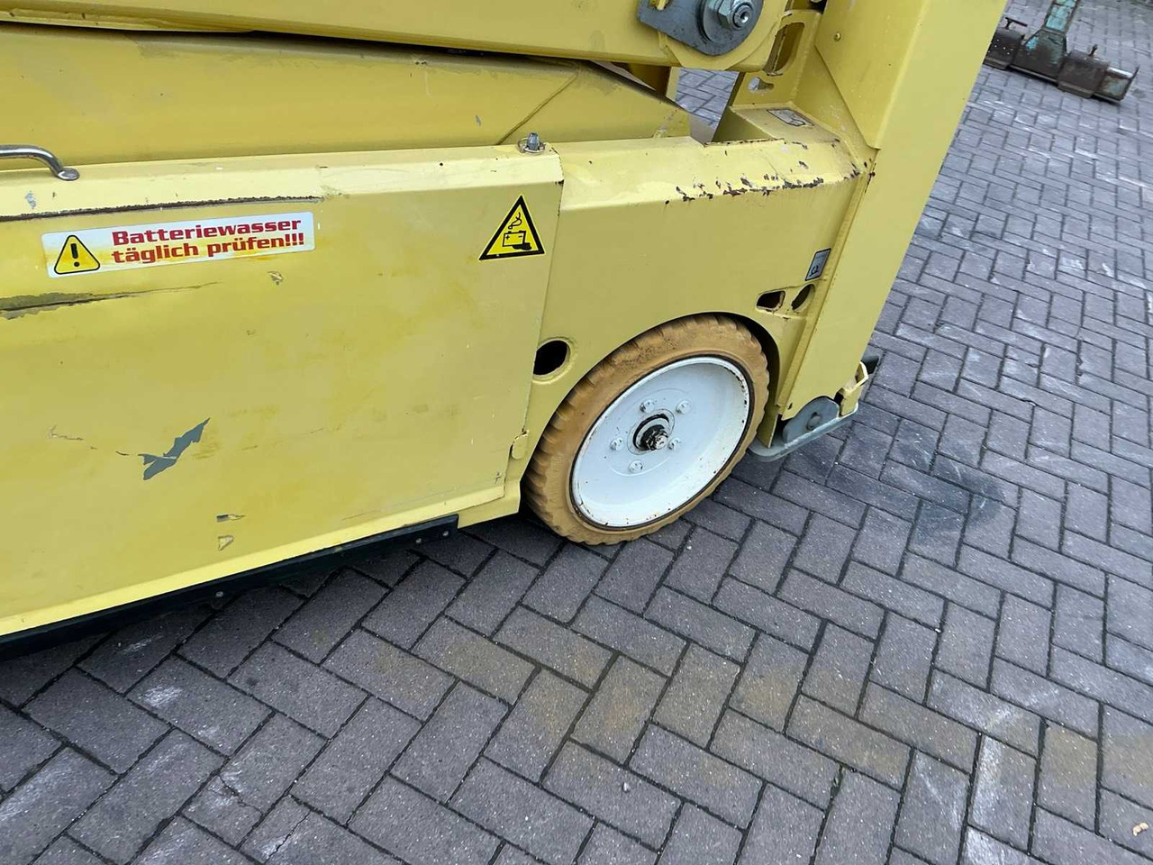 Araçüstü platform PB LIFT S195-12ES: fotoğraf 10 Araçüstü platform PB LIFT S195-12ES: fotoğraf 10