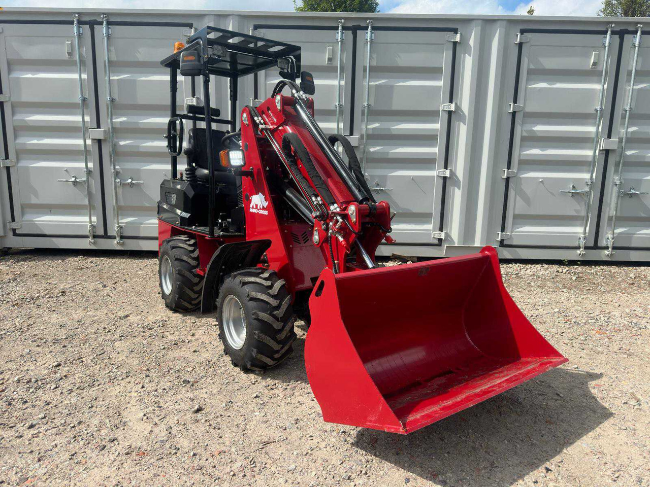 Rhino-Cross R906T - Tekerlekli yükleyici: fotoğraf 5 Rhino-Cross R906T - Tekerlekli yükleyici: fotoğraf 5