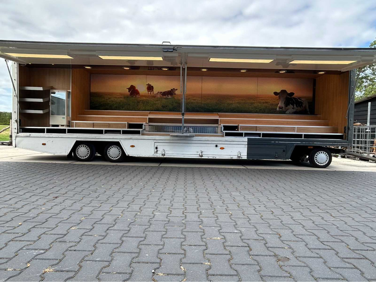 2003 HAPERT V3500 SALES TRAILER - Römork: fotoğraf 4 2003 HAPERT V3500 SALES TRAILER - Römork: fotoğraf 4