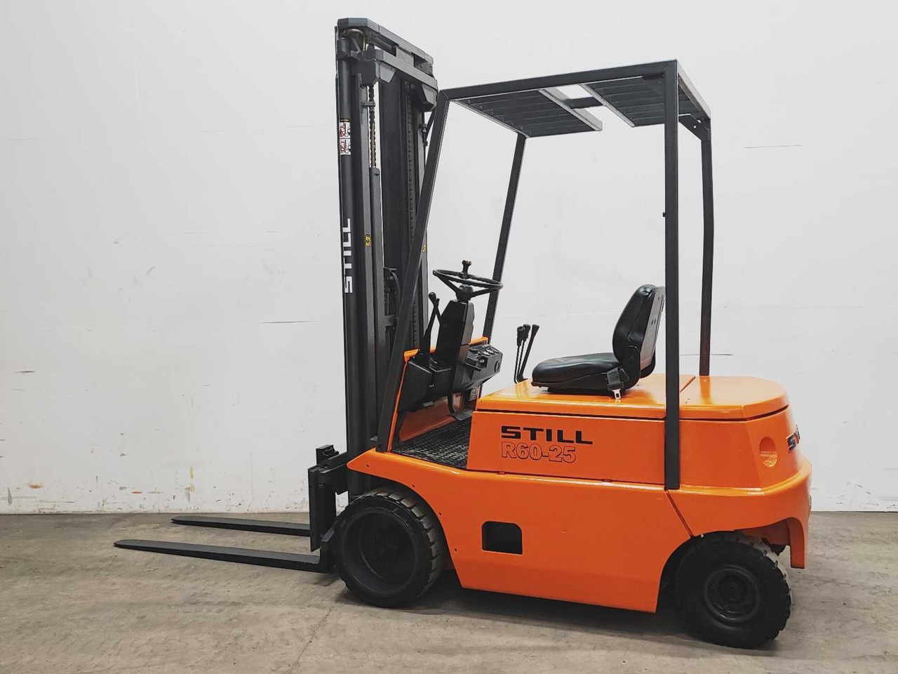 STILL - 1994 - R60-25 - FORKLIFT TRUCK - Forklift: fotoğraf 1 STILL - 1994 - R60-25 - FORKLIFT TRUCK - Forklift: fotoğraf 1