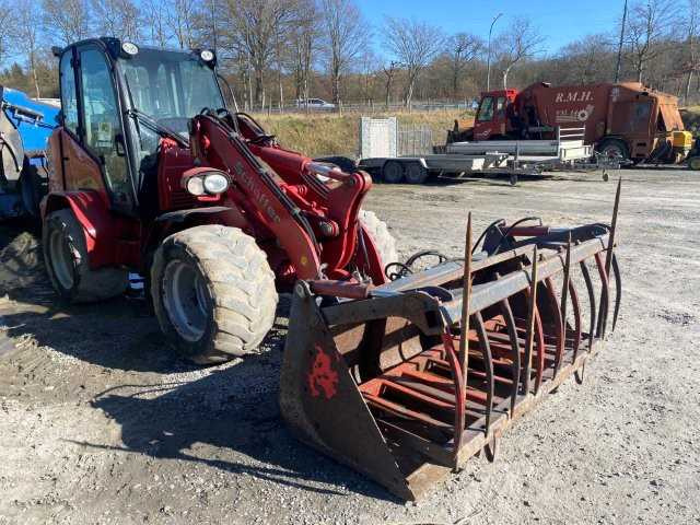 Schäffer 5390Z - Buldozer: fotoğraf 5 Schäffer 5390Z - Buldozer: fotoğraf 5