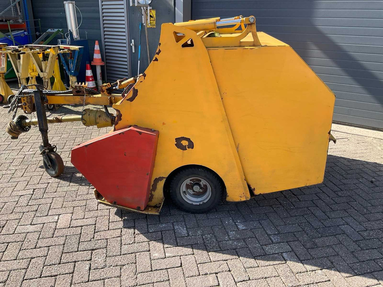 Schouten PX1802 - Bahçe makinesi: fotoğraf 5 Schouten PX1802 - Bahçe makinesi: fotoğraf 5