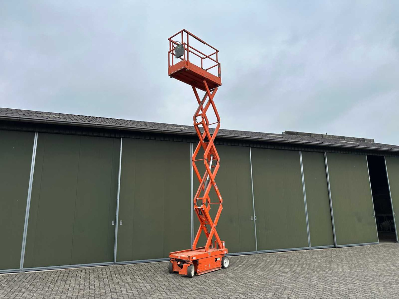 Skyjack Sd 3 3219 - Araçüstü platform: fotoğraf 2 Skyjack Sd 3 3219 - Araçüstü platform: fotoğraf 2