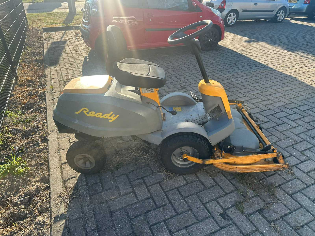 Stiga Ready - Çim biçme makinesi: fotoğraf 5 Stiga Ready - Çim biçme makinesi: fotoğraf 5