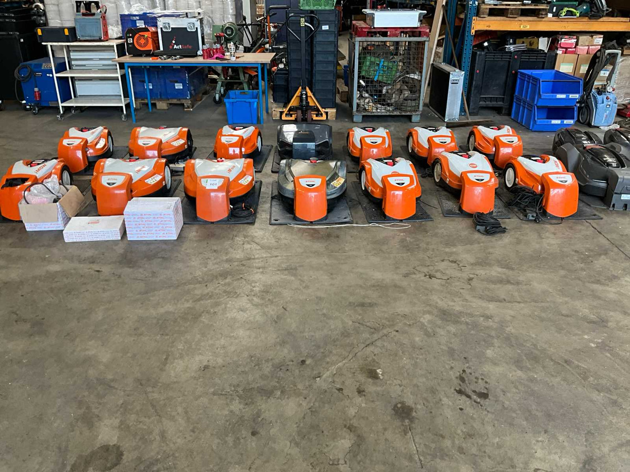 Stihl - Çim biçme makinesi: fotoğraf 2 Stihl - Çim biçme makinesi: fotoğraf 2
