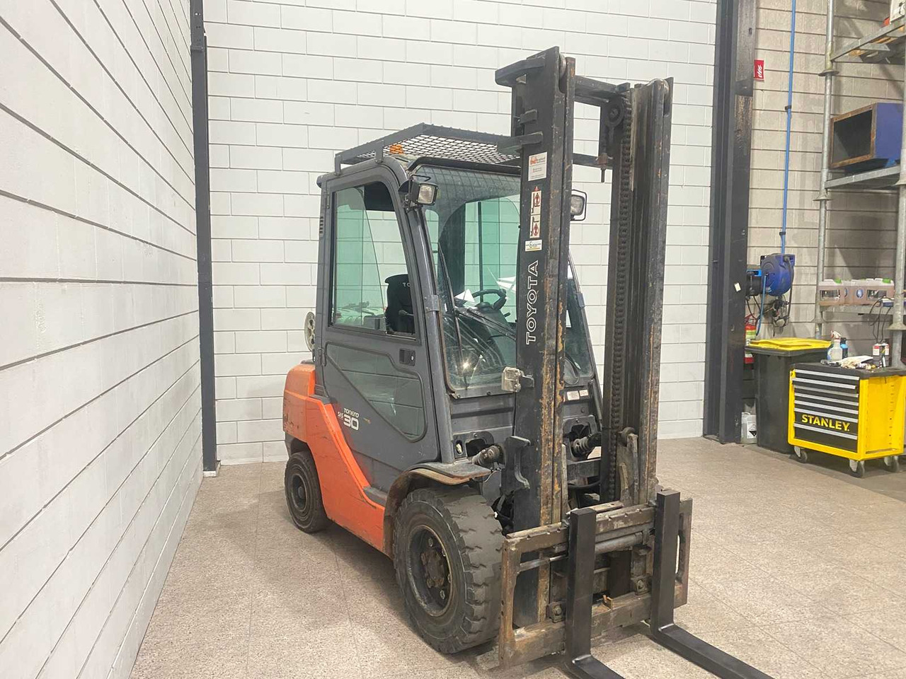 TOYOTA - 2008 - 02-8 FGF 30 - FORKLIFT - Forklift: fotoğraf 2 TOYOTA - 2008 - 02-8 FGF 30 - FORKLIFT - Forklift: fotoğraf 2