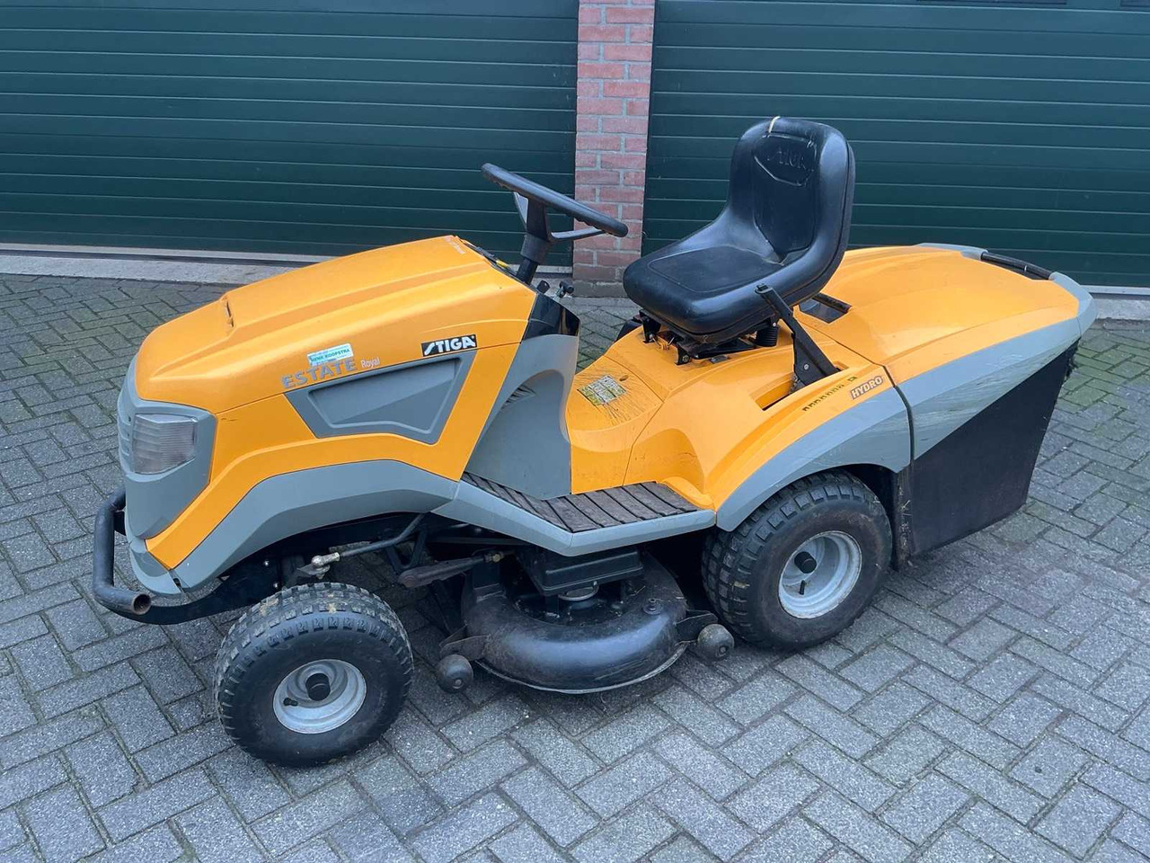 Tiga TS 102 Hydro - Çim biçme makinesi: fotoğraf 5 Tiga TS 102 Hydro - Çim biçme makinesi: fotoğraf 5
