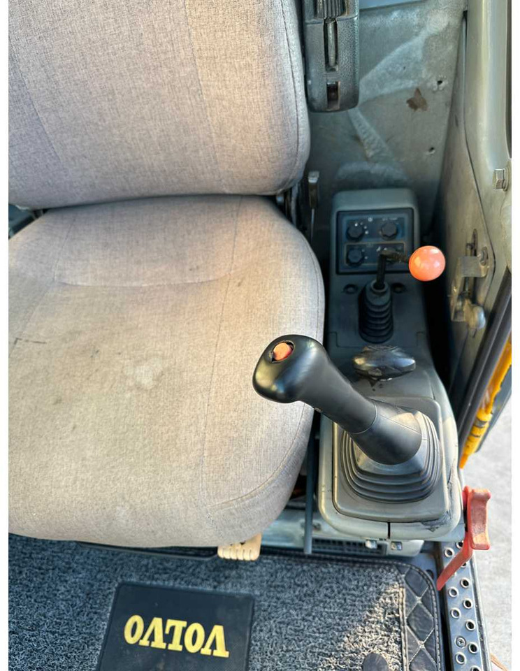 Ekskavatör VOLVO - 2012 - EC55B - MIDI EXCAVATOR: fotoğraf 36 Ekskavatör VOLVO - 2012 - EC55B - MIDI EXCAVATOR: fotoğraf 36