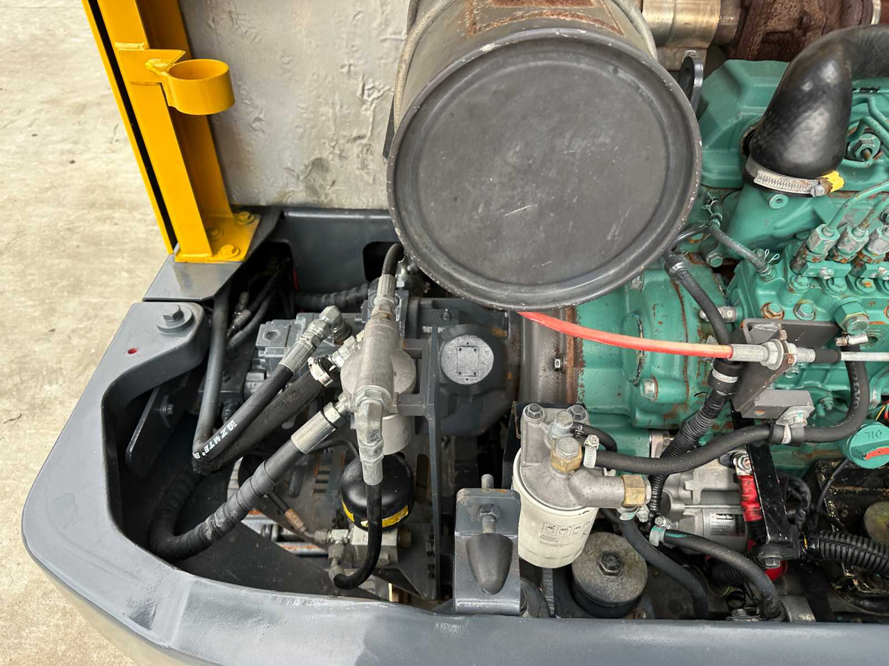 Paletli ekskavatör VOLVO EC55D: fotoğraf 29