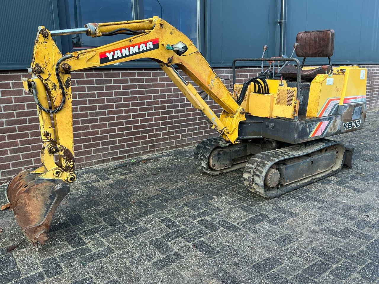 YANMAR YB10 MINI EXCAVATOR - Mini ekskavatör: fotoğraf 1 YANMAR YB10 MINI EXCAVATOR - Mini ekskavatör: fotoğraf 1