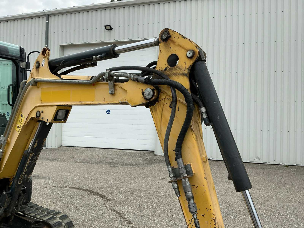 Paletli ekskavatör Yanmar VIO25-4: fotoğraf 12