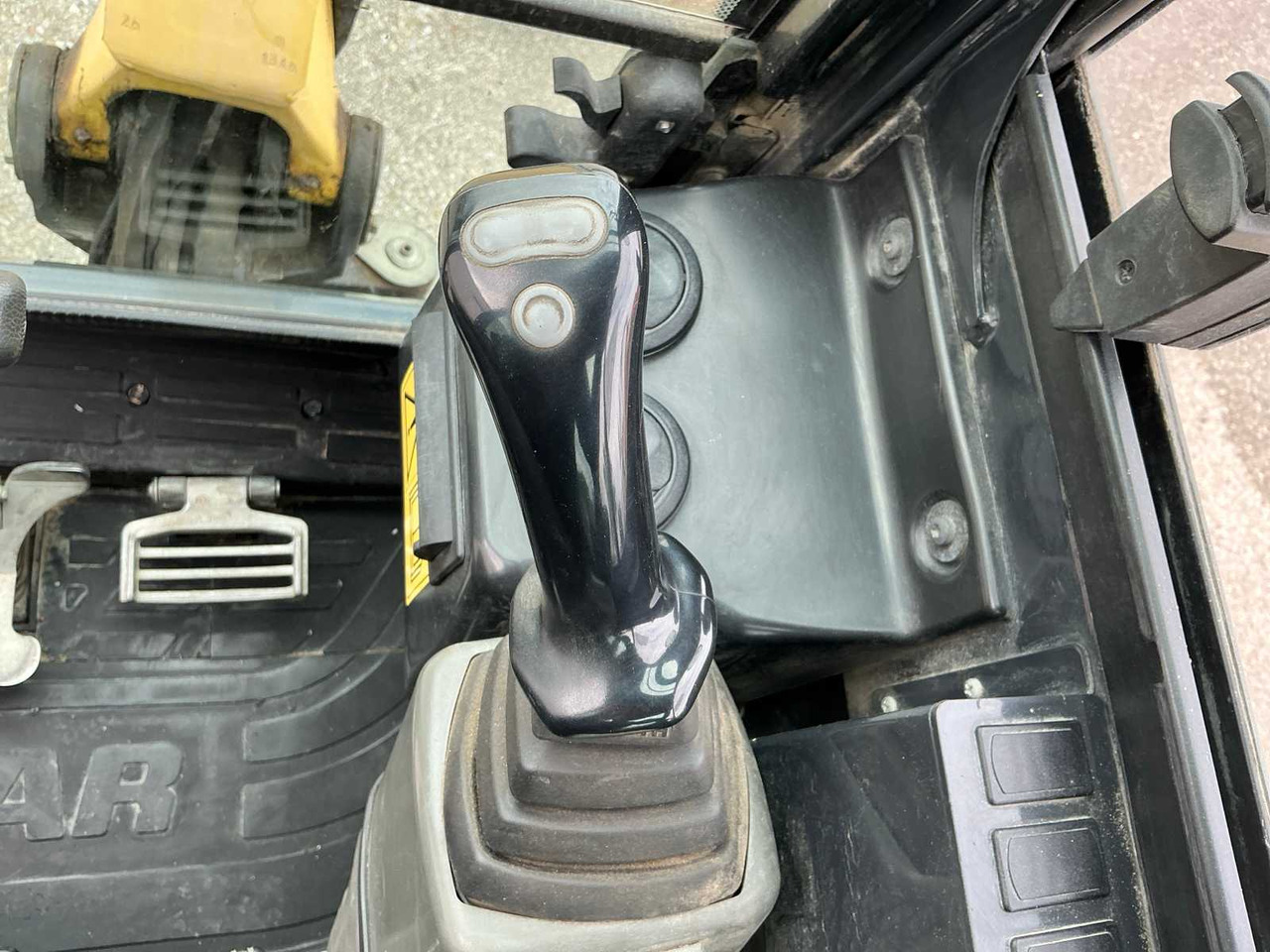 Paletli ekskavatör Yanmar VIO25-4: fotoğraf 29
