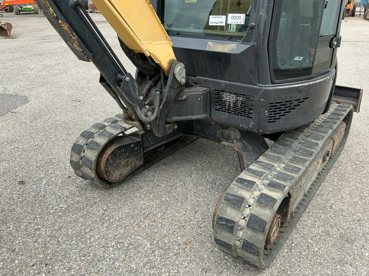 Paletli ekskavatör Yanmar VIO25-4: fotoğraf 17