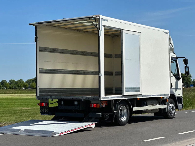 DAF LF 230 LF230.12 EURO6. 61797km!! 440x244x228 Bakwagen met Laadklep. - Kapalı kasa kamyon: fotoğraf 4 DAF LF 230 LF230.12 EURO6. 61797km!! 440x244x228 Bakwagen met Laadklep. - Kapalı kasa kamyon: fotoğraf 4