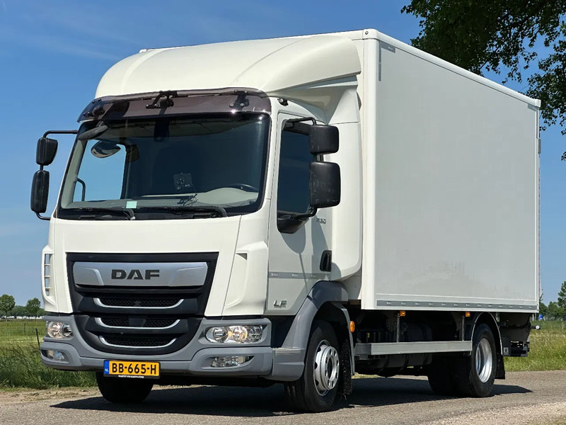 DAF LF 230 LF230.12 EURO6. 61797km!! 440x244x228 Bakwagen met Laadklep. - Kapalı kasa kamyon: fotoğraf 1 DAF LF 230 LF230.12 EURO6. 61797km!! 440x244x228 Bakwagen met Laadklep. - Kapalı kasa kamyon: fotoğraf 1
