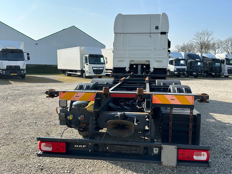 DAF XF 480 XF480.26 FAN. EURO6. 2021. Meesturende achteras!! - Şasi kamyon: fotoğraf 4 DAF XF 480 XF480.26 FAN. EURO6. 2021. Meesturende achteras!! - Şasi kamyon: fotoğraf 4