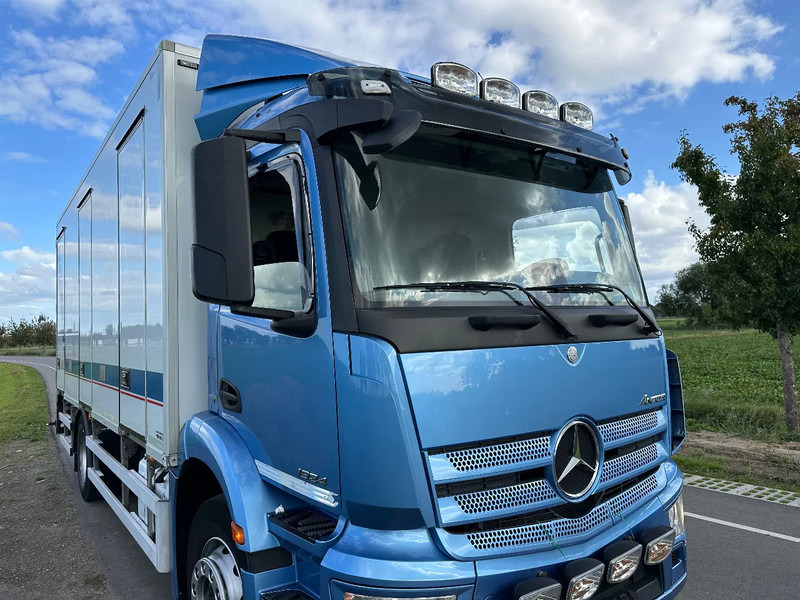 Mercedes-Benz Antos ANTOS 1924L EURO6. 2017. Geisoleerde opbouw 610x244x238 - Refrijeratör kamyon: fotoğraf 3 Mercedes-Benz Antos ANTOS 1924L EURO6. 2017. Geisoleerde opbouw 610x244x238 - Refrijeratör kamyon: fotoğraf 3