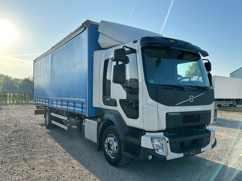 Volvo FL FL280.16 EURO6. 2022. OPRIJWAGEN , PAARDENWAGEN. - Şasi kamyon: fotoğraf 2 Volvo FL FL280.16 EURO6. 2022. OPRIJWAGEN , PAARDENWAGEN. - Şasi kamyon: fotoğraf 2
