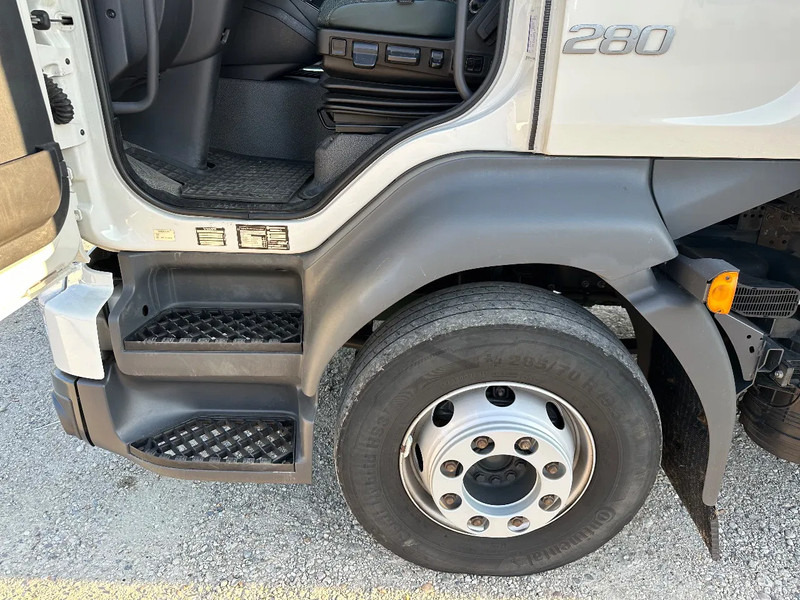 Volvo FL FL280.16 EURO6. 2022. OPRIJWAGEN , PAARDENWAGEN. - Şasi kamyon: fotoğraf 5 Volvo FL FL280.16 EURO6. 2022. OPRIJWAGEN , PAARDENWAGEN. - Şasi kamyon: fotoğraf 5
