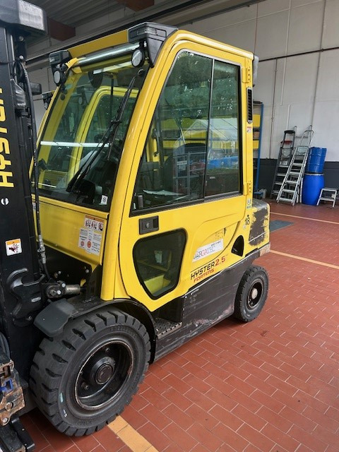 Hyster H2.5FT - Dizel forklift: fotoğraf 1 Hyster H2.5FT - Dizel forklift: fotoğraf 1