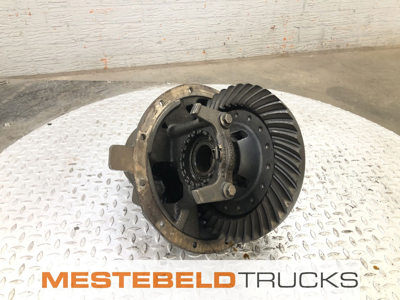 DAF Differentieel 8.20 -4.10 - Arka aks - Kamyon: fotoğraf 1 DAF Differentieel 8.20 -4.10 - Arka aks - Kamyon: fotoğraf 1