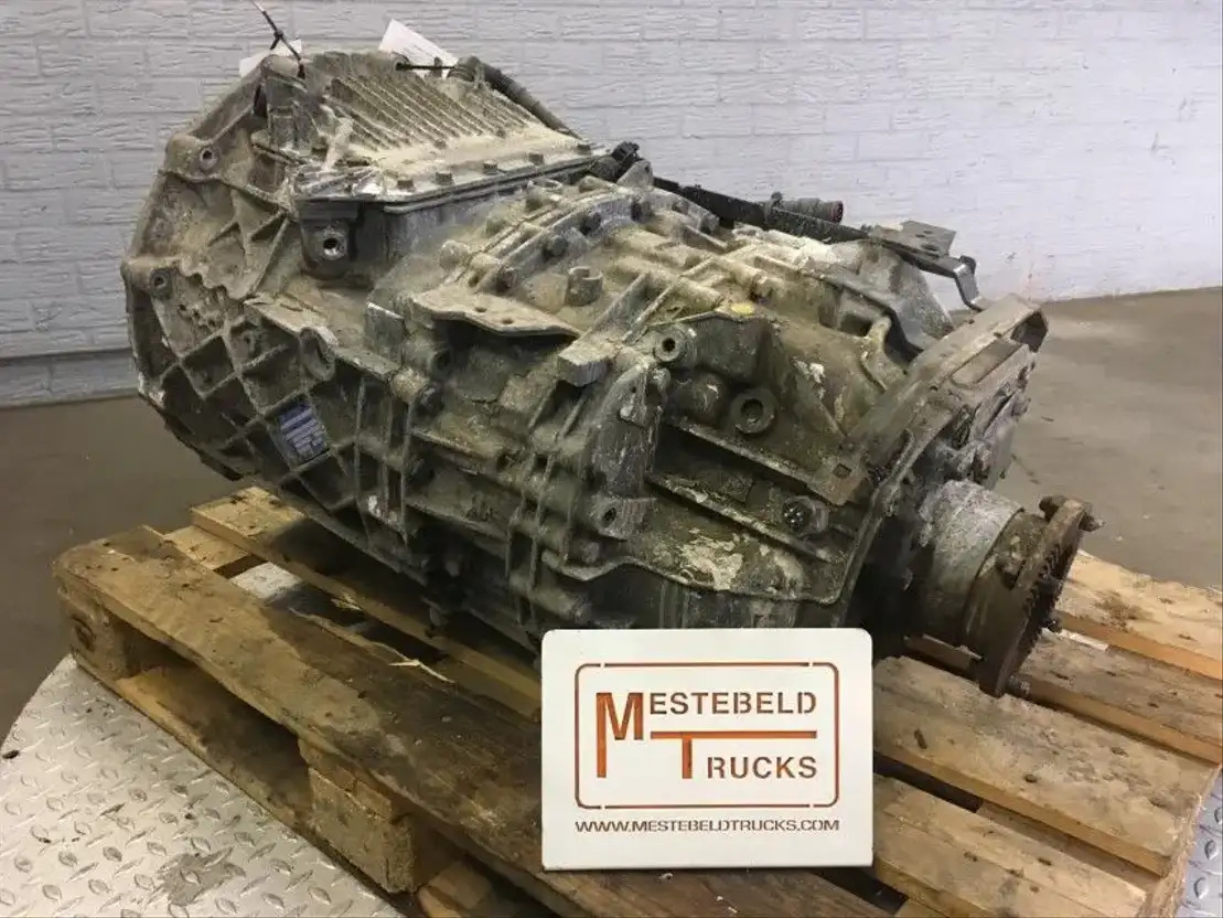 DAF Versnellingsbak 12 AS 1930 TD - Şanzıman ve yedek parça - Kamyon: fotoğraf 1 DAF Versnellingsbak 12 AS 1930 TD - Şanzıman ve yedek parça - Kamyon: fotoğraf 1