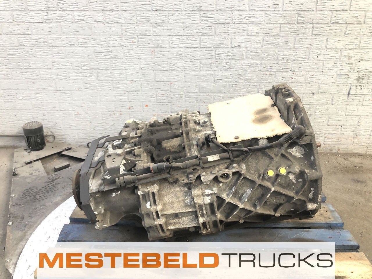 DAF Versnellingsbak 12 AS 2130 TD - Şanzıman ve yedek parça - Kamyon: fotoğraf 1 DAF Versnellingsbak 12 AS 2130 TD - Şanzıman ve yedek parça - Kamyon: fotoğraf 1