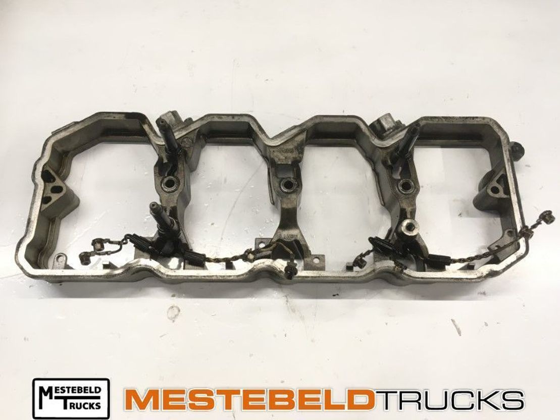 Iveco Kleppenmantel - Motor ve yedek parça - Kamyon: fotoğraf 1 Iveco Kleppenmantel - Motor ve yedek parça - Kamyon: fotoğraf 1