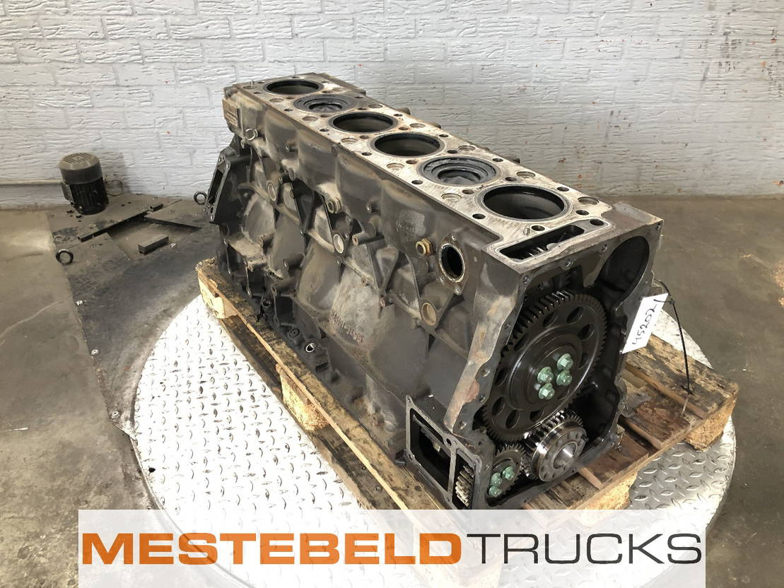 MAN Blok D2676 LF46 - Motor ve yedek parça - Kamyon: fotoğraf 1 MAN Blok D2676 LF46 - Motor ve yedek parça - Kamyon: fotoğraf 1