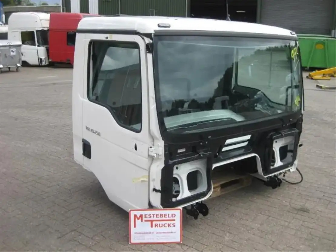 MAN Cabine TGL 10-250 - Kabin - Kamyon: fotoğraf 1 MAN Cabine TGL 10-250 - Kabin - Kamyon: fotoğraf 1
