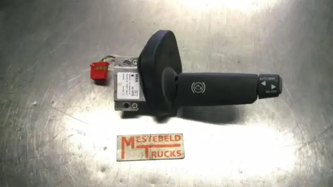 MAN Stuurschakelaar motorrem - Elektrik sistemi - Kamyon: fotoğraf 1 MAN Stuurschakelaar motorrem - Elektrik sistemi - Kamyon: fotoğraf 1