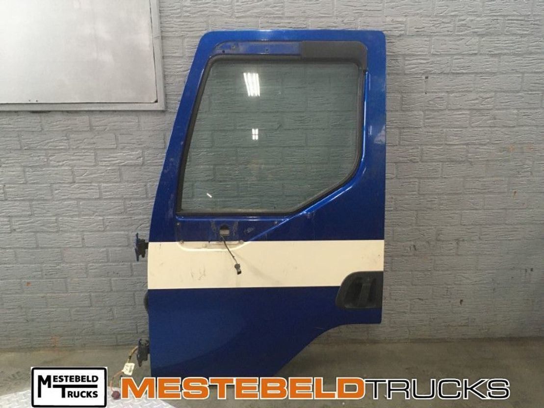Renault D eur links - Kabin ve iç mekan - Kamyon: fotoğraf 1 Renault D eur links - Kabin ve iç mekan - Kamyon: fotoğraf 1