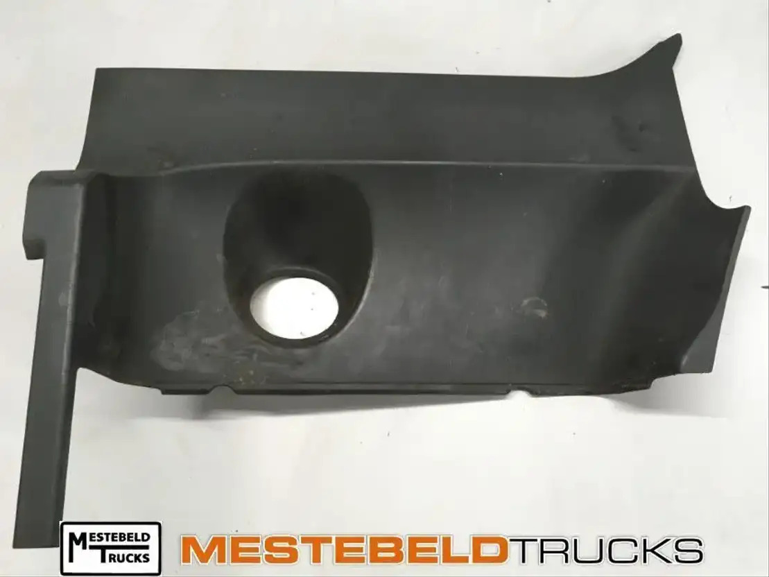 Scania Afdekkap links van instapbak - Kabin ve iç mekan - Kamyon: fotoğraf 1 Scania Afdekkap links van instapbak - Kabin ve iç mekan - Kamyon: fotoğraf 1