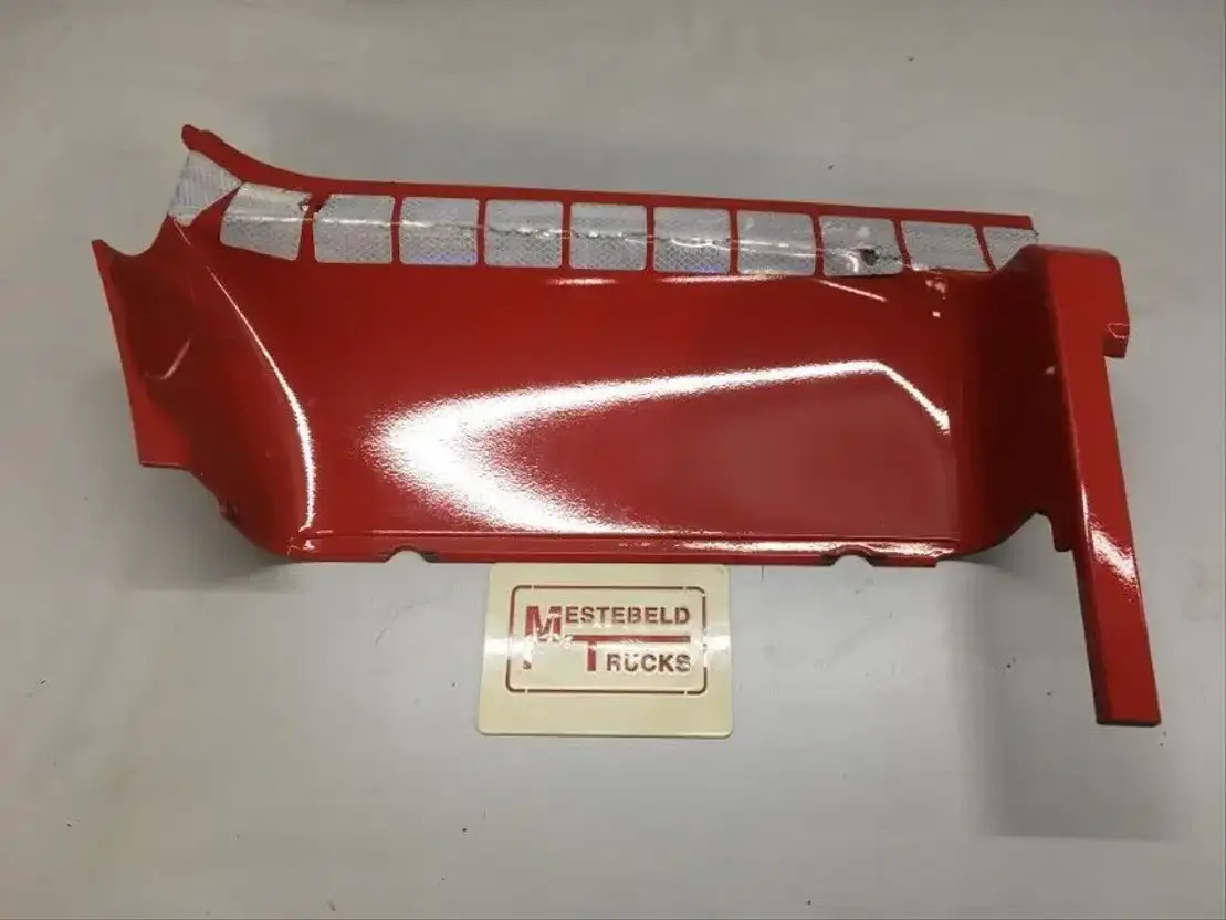 Scania Afdekplaat van instap rechts - Kabin ve iç mekan - Kamyon: fotoğraf 1 Scania Afdekplaat van instap rechts - Kabin ve iç mekan - Kamyon: fotoğraf 1