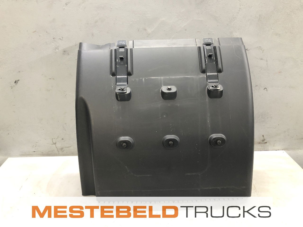 Scania Spatbord met binnenwerk achter - Çerçeve/ Şasi - Kamyon: fotoğraf 1 Scania Spatbord met binnenwerk achter - Çerçeve/ Şasi - Kamyon: fotoğraf 1