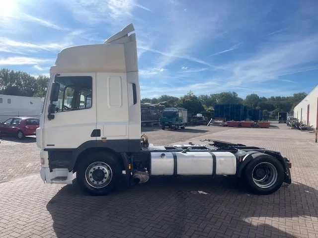 DAF CF 85.410 Automatic 2 Tanks - Çekici: fotoğraf 4 DAF CF 85.410 Automatic 2 Tanks - Çekici: fotoğraf 4