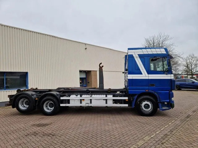 DAF XF 95.430 Euro 4 6x2 Manual-Gear - Şasi kamyon: fotoğraf 2 DAF XF 95.430 Euro 4 6x2 Manual-Gear - Şasi kamyon: fotoğraf 2
