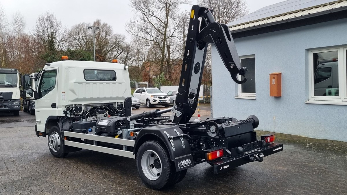 FUSO Canter FUSO 9C18 Duonic City Abrollkipper - Kancalı yükleyici kamyon: fotoğraf 1 FUSO Canter FUSO 9C18 Duonic City Abrollkipper - Kancalı yükleyici kamyon: fotoğraf 1