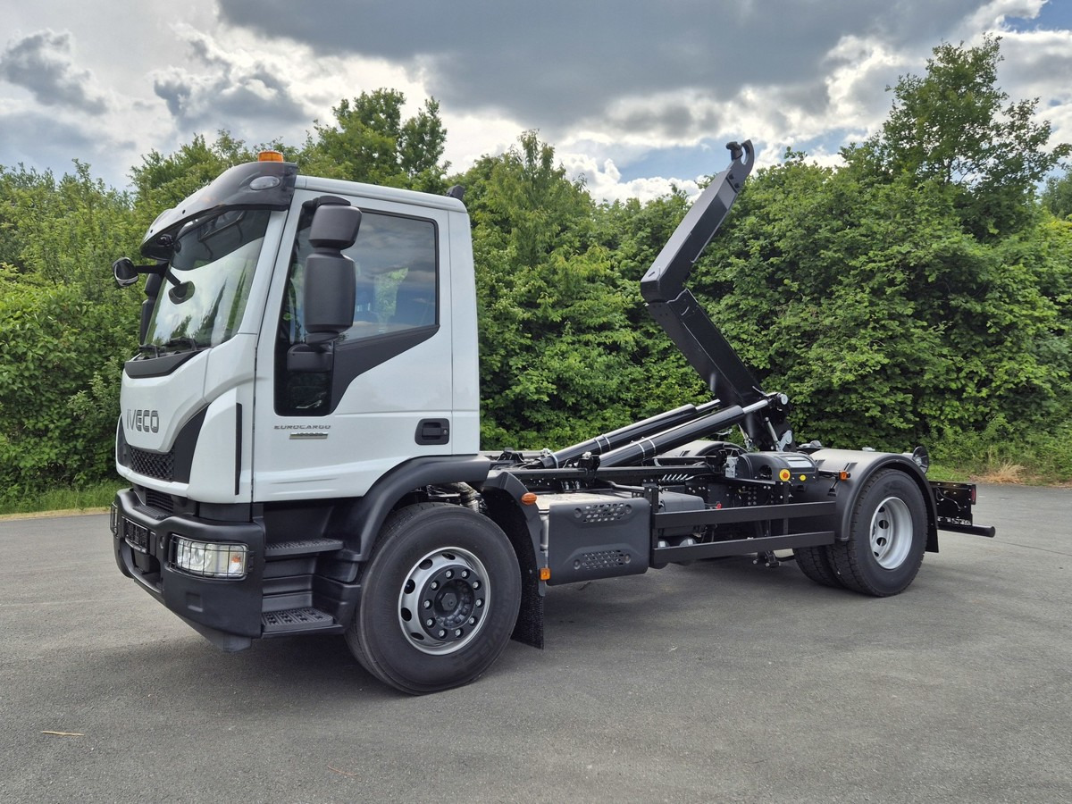 IVECO Euro Cargo 180E32 4x2 Abrollkipper Teleskoparm - Kancalı yükleyici kamyon: fotoğraf 1 IVECO Euro Cargo 180E32 4x2 Abrollkipper Teleskoparm - Kancalı yükleyici kamyon: fotoğraf 1