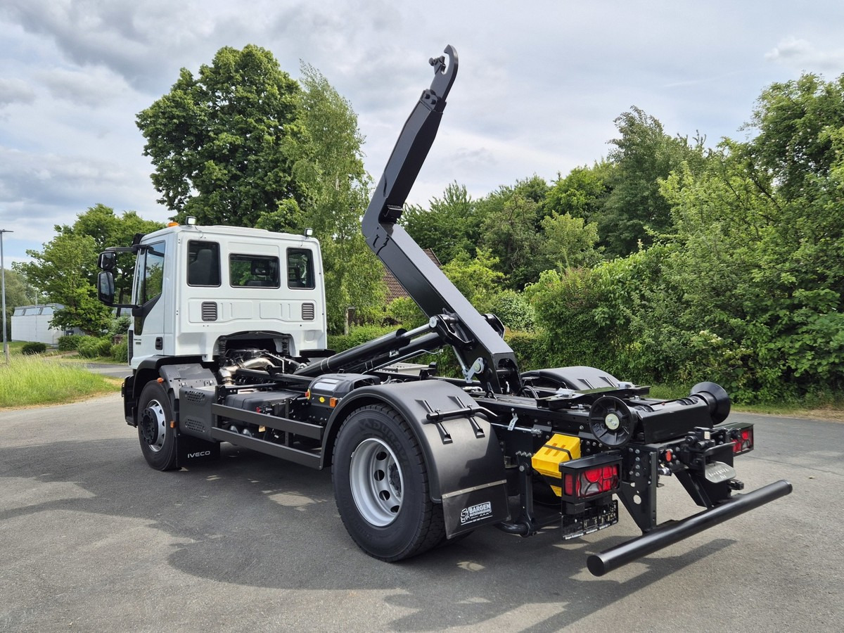 IVECO Euro Cargo 180E32 4x2 Abrollkipper Teleskoparm - Kancalı yükleyici kamyon: fotoğraf 3 IVECO Euro Cargo 180E32 4x2 Abrollkipper Teleskoparm - Kancalı yükleyici kamyon: fotoğraf 3