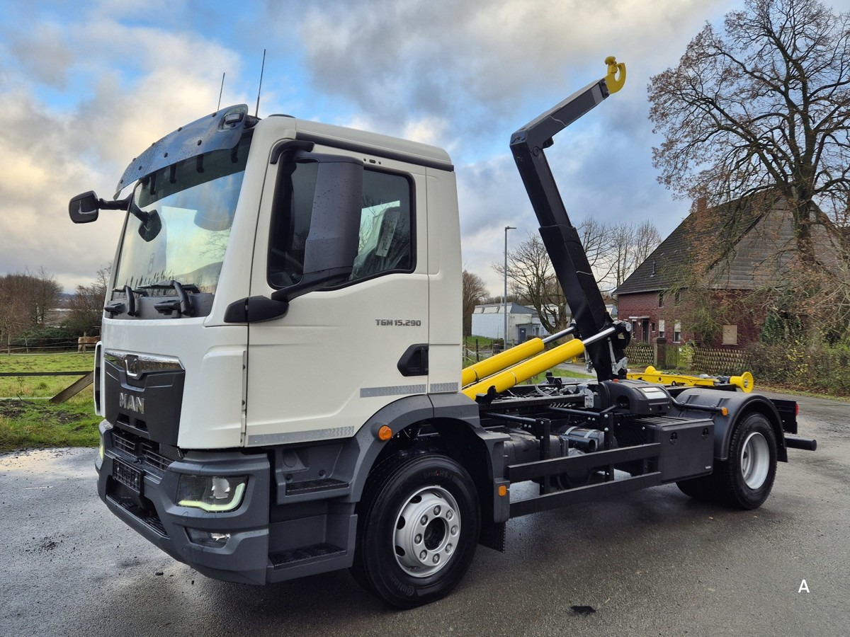 MAN TGM 15.290 BL Abrollkipper PowerMatic Standheiz. - Kancalı yükleyici kamyon: fotoğraf 1 MAN TGM 15.290 BL Abrollkipper PowerMatic Standheiz. - Kancalı yükleyici kamyon: fotoğraf 1