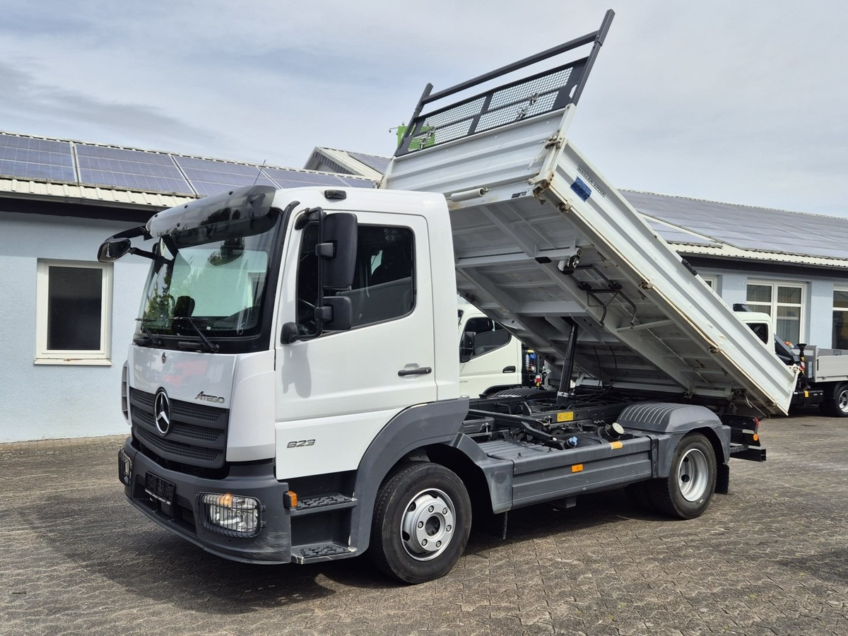 MERCEDES-BENZ Atego 823 3-Seiten Kipper Meiller 2 x AHK - Damperli kamyonet: fotoğraf 1 MERCEDES-BENZ Atego 823 3-Seiten Kipper Meiller 2 x AHK - Damperli kamyonet: fotoğraf 1