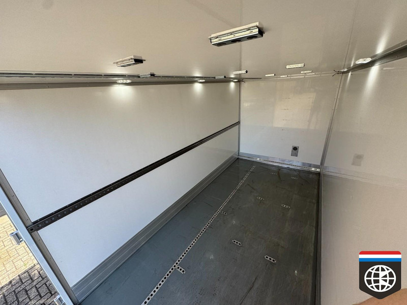 Mercedes-Benz Sprinter  Laadbak verwarming - IDEAAL VOOR TRANSPORT VAN BLOEMEN IN DOZEN en/ of KRATTEN - Kapalı kasa kamyonet: fotoğraf 4 Mercedes-Benz Sprinter  Laadbak verwarming - IDEAAL VOOR TRANSPORT VAN BLOEMEN IN DOZEN en/ of KRATTEN - Kapalı kasa kamyonet: fotoğraf 4