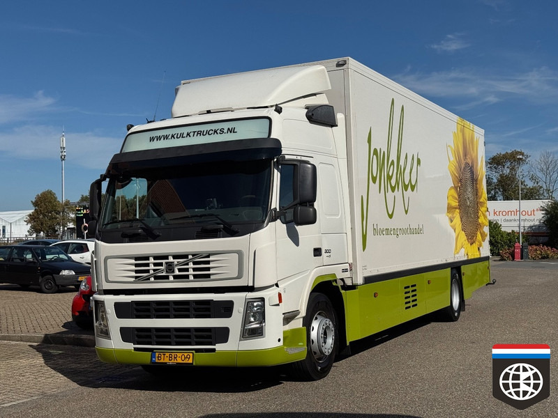 Volvo FM 300 - FRIGO BOX TRUCK + Taillift - New tyres - CONCOURSTAAT - Refrijeratör kamyon: fotoğraf 2 Volvo FM 300 - FRIGO BOX TRUCK + Taillift - New tyres - CONCOURSTAAT - Refrijeratör kamyon: fotoğraf 2
