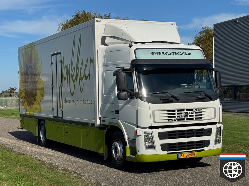 Volvo FM 300 - FRIGO BOX TRUCK + Taillift - New tyres - CONCOURSTAAT - Refrijeratör kamyon: fotoğraf 1 Volvo FM 300 - FRIGO BOX TRUCK + Taillift - New tyres - CONCOURSTAAT - Refrijeratör kamyon: fotoğraf 1