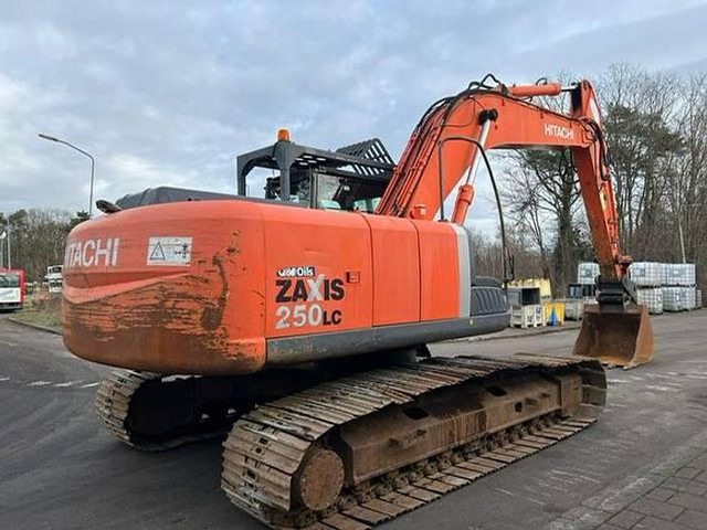 Isuzu ZX250LC-3 - ZX 250 LC-3 - ZX250 - Ekskavatör: fotoğraf 4 Isuzu ZX250LC-3 - ZX 250 LC-3 - ZX250 - Ekskavatör: fotoğraf 4