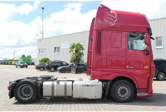 DAF XF 460 4x2, Standklima, Klima, 2x Schlafliege - Çekici: fotoğraf 2 DAF XF 460 4x2, Standklima, Klima, 2x Schlafliege - Çekici: fotoğraf 2