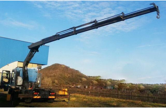 MAN 26.413/26.460 TGA 6x2, Kran Effer 335 5S, Klima - Çekici: fotoğraf 3 MAN 26.413/26.460 TGA 6x2, Kran Effer 335 5S, Klima - Çekici: fotoğraf 3